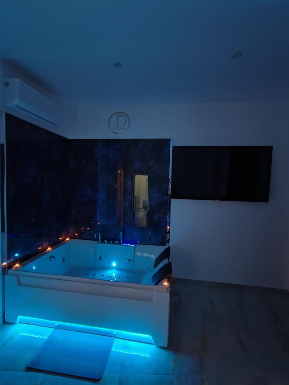 Da Tonino Luxury Apartments Neapol Zewnętrze zdjęcie