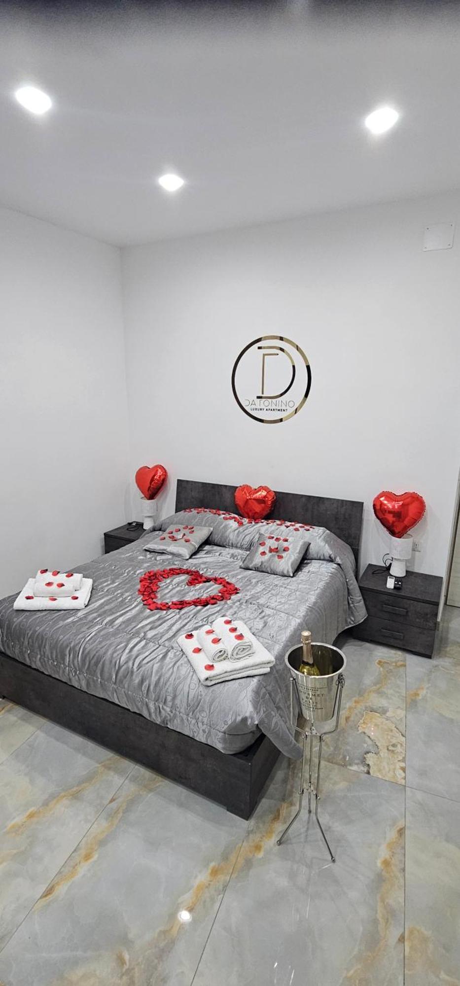 Da Tonino Luxury Apartments Neapol Zewnętrze zdjęcie